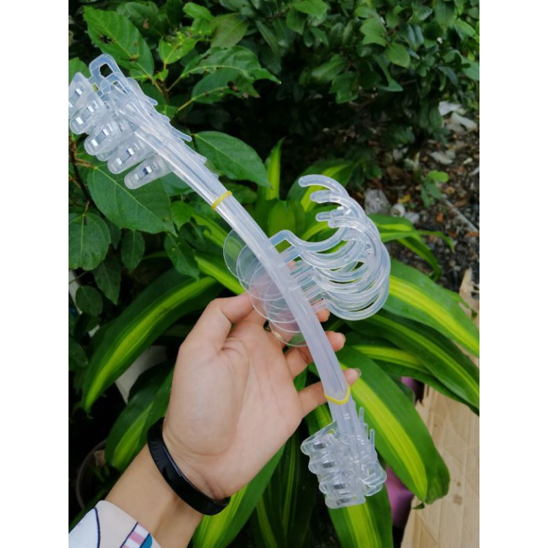 50 cái móc treo đồ lót màu trắng và trong suốt