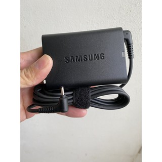 sạc laptop samsung 19v-2.1A chân nhỏ zin theo máy