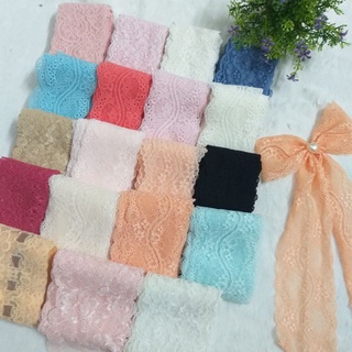 Ren thun trang trí  ,có nhiều mẫu , size 6cm đến 8.5cm ( dây 3 mét)