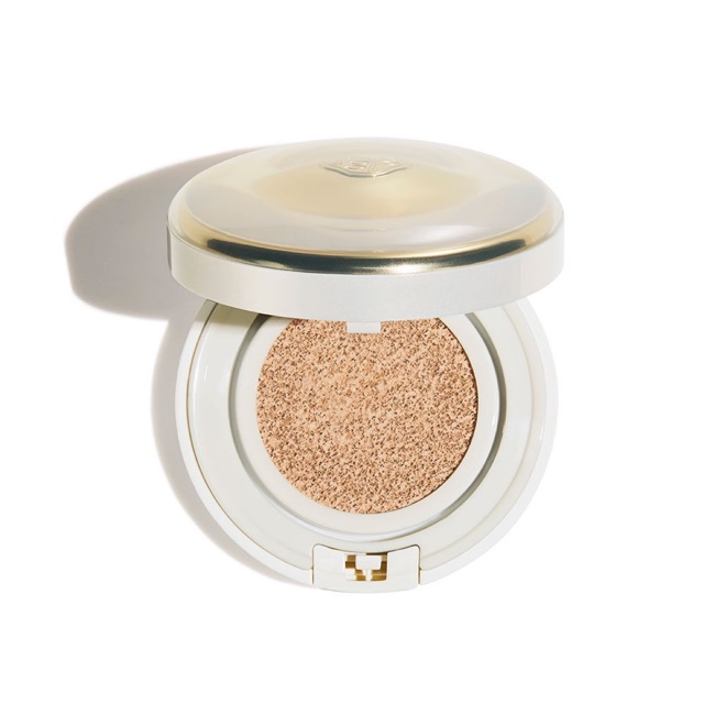 Phấn nước chống nắng Future Solution LX Total Radiance Regenerating Cushion ShiSeiDo