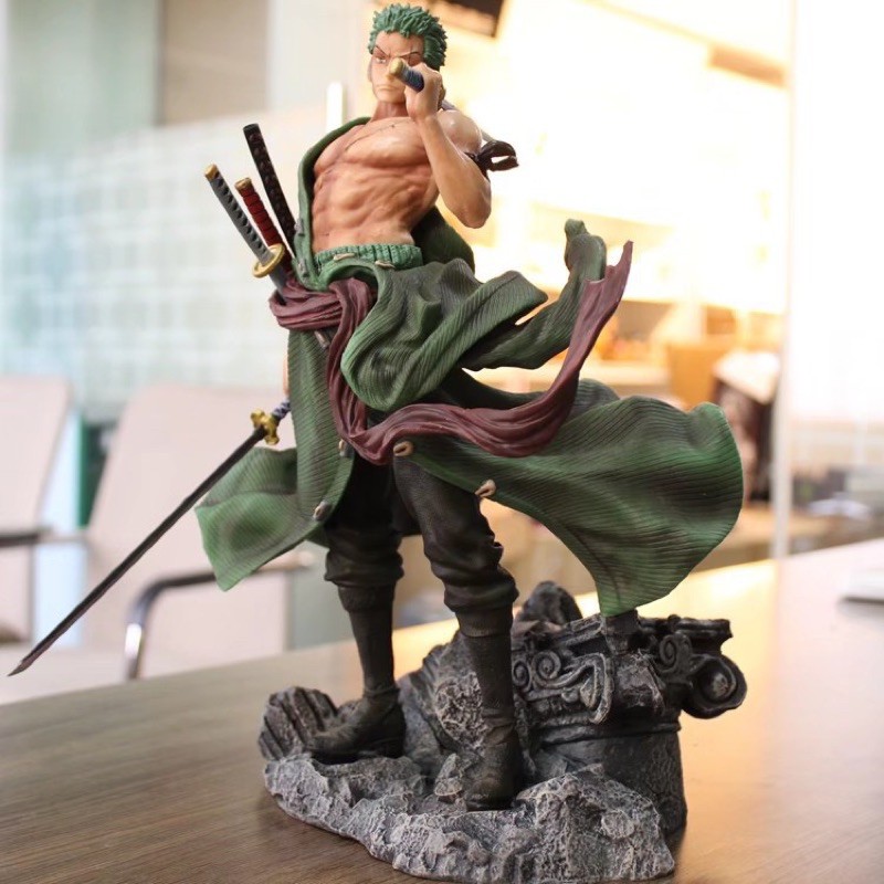 Mô hình Zoro - Mihawk One piece