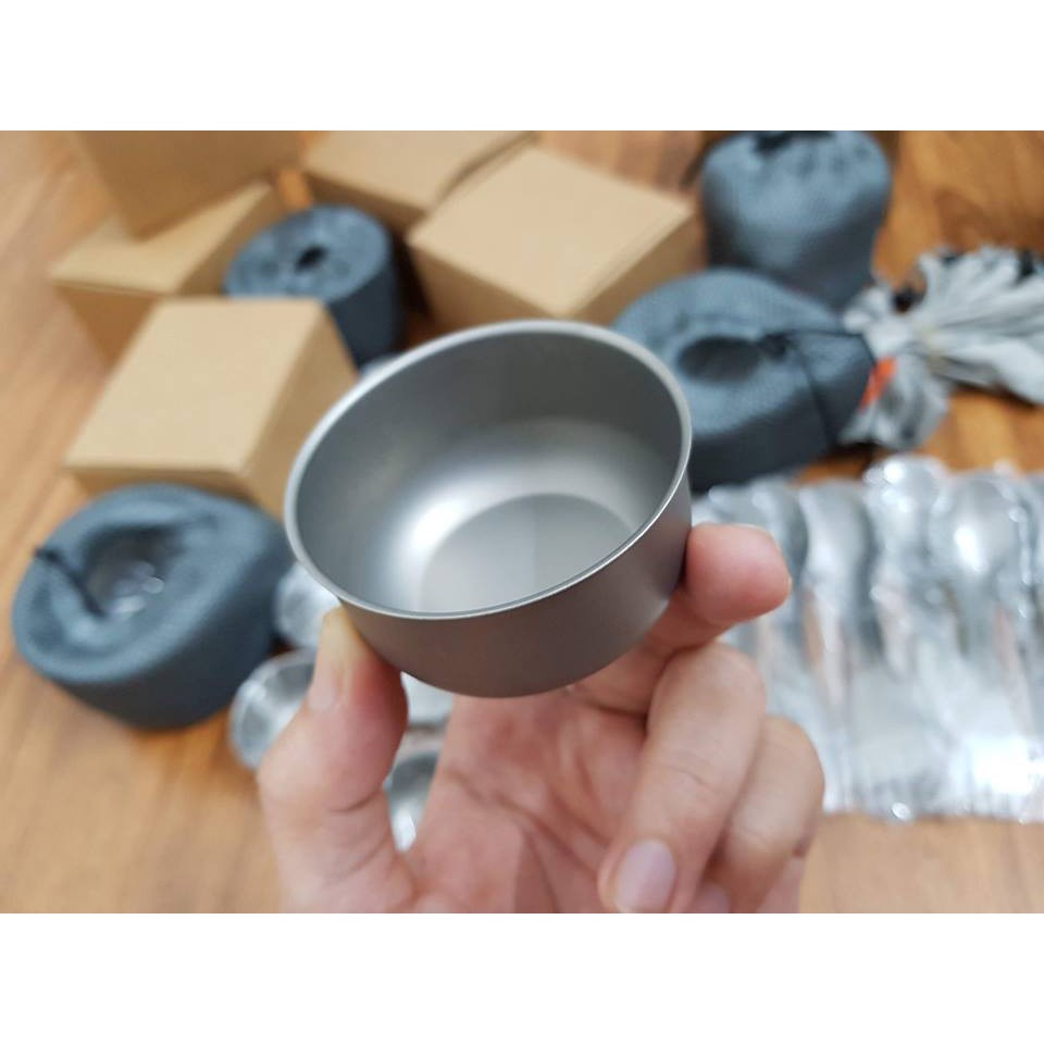 Ly/cốc titan loại nhỏ