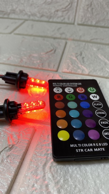 Đèn led xi nhan kèm remote chỉnh hiệu ứng màu