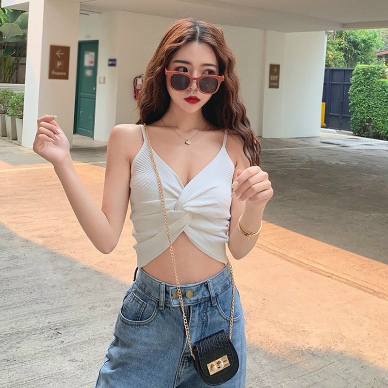Áo kiểu 2 dây croptop xoắn ngực trơn cực xinh , chất thun gân mềm mịn