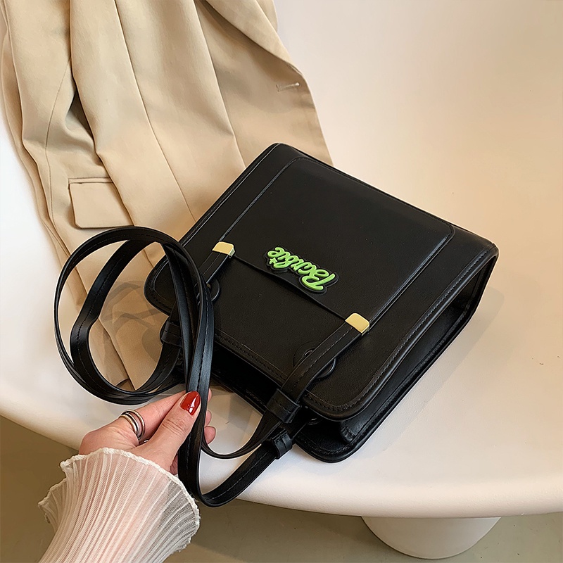 Túi xách IELGY đeo vai màu đen trang trí chữ cổ điển cho nữ