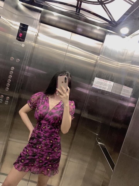 Váy voan hoa tay bo nhún thân