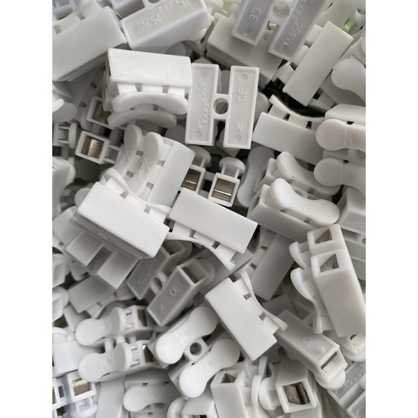 Domino nối dây tiện lợi nhanh chóng CH-2