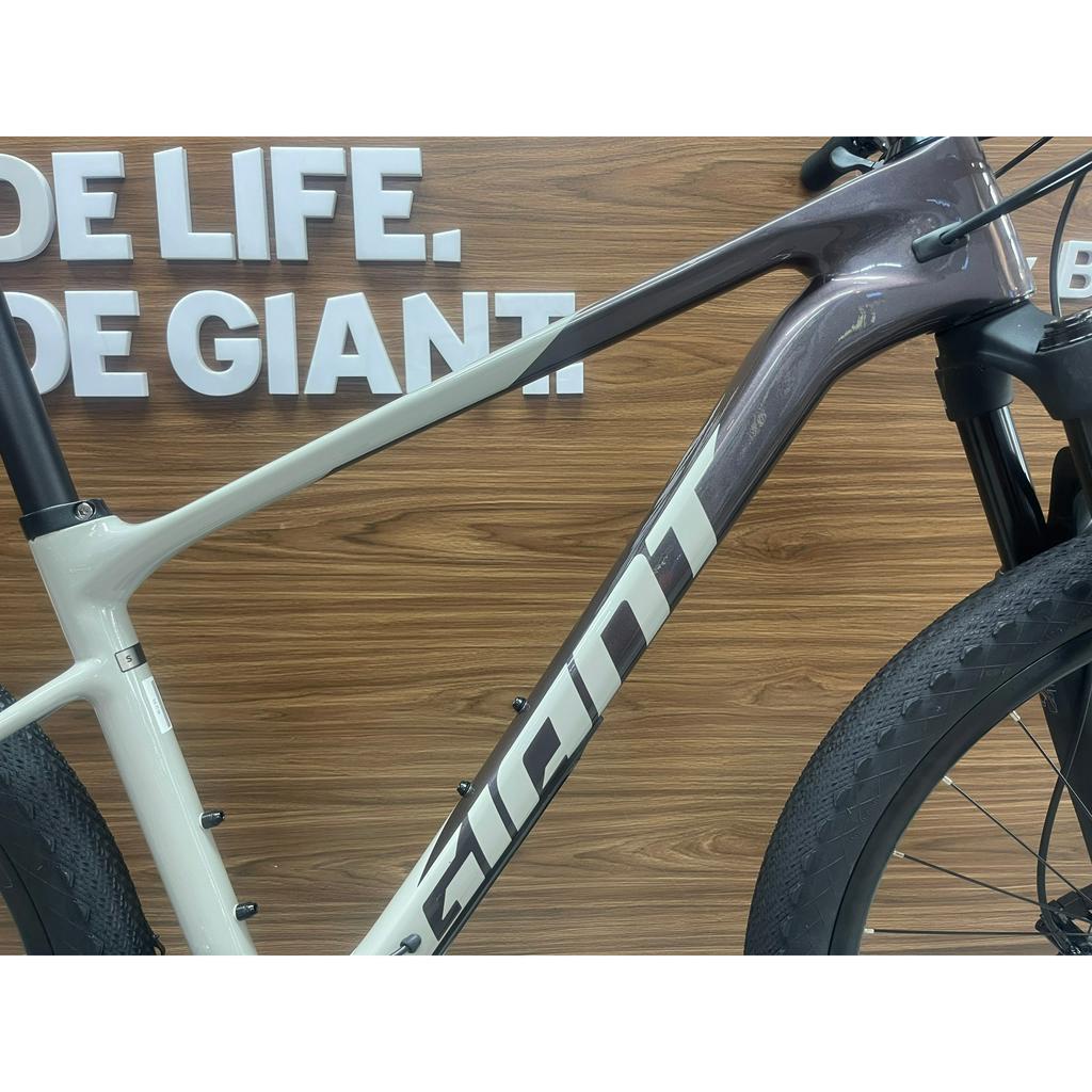 Xe đạp địa hình GIANT XTC ADV 3 27.5 2023