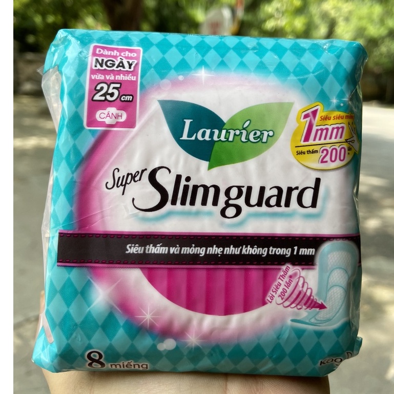 BĂNG VỆ SINH LAURIER SUPPER SLIMGUARD SIÊU MỎNG 1MM 25CM 8 MIẾNG