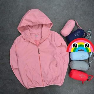 Áo gió nhật uniqlo