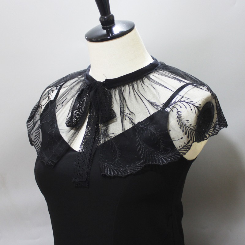 Cổ áo choàng giả lưới xếp ly thêu nổi lông vũ | BigBuy360 - bigbuy360.vn