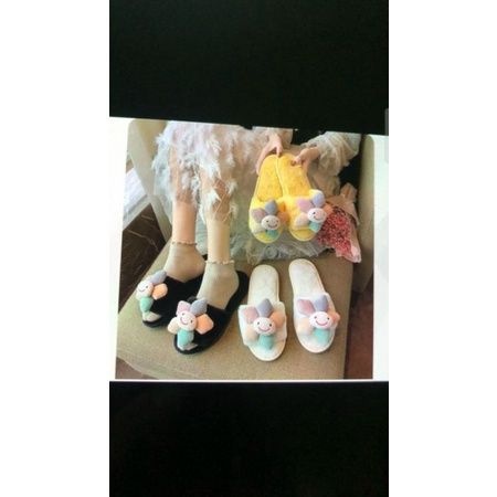 Dép lông mang trong nhà