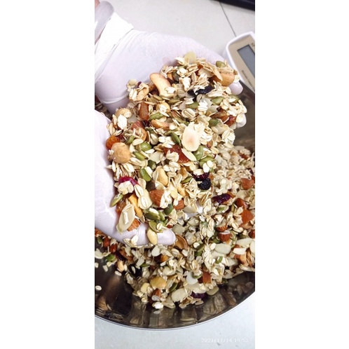 Granola mix hạt hủ 500gr