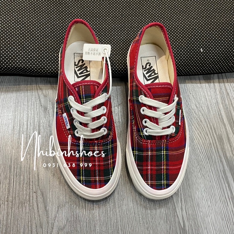 Giày van caro đỏ