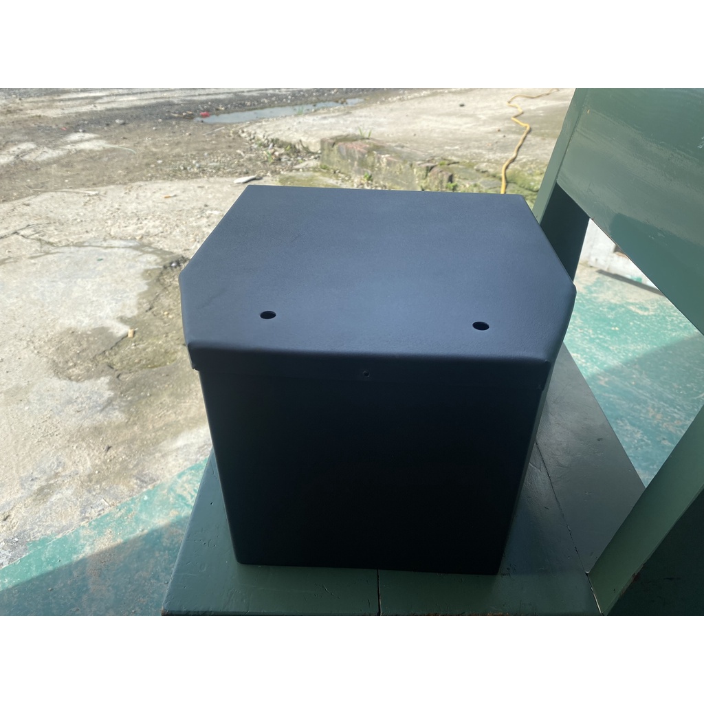 Vỏ hộp inox đựng pin, thùng pin inox 304 sơn tĩnh điện Klara , Vespa , ...