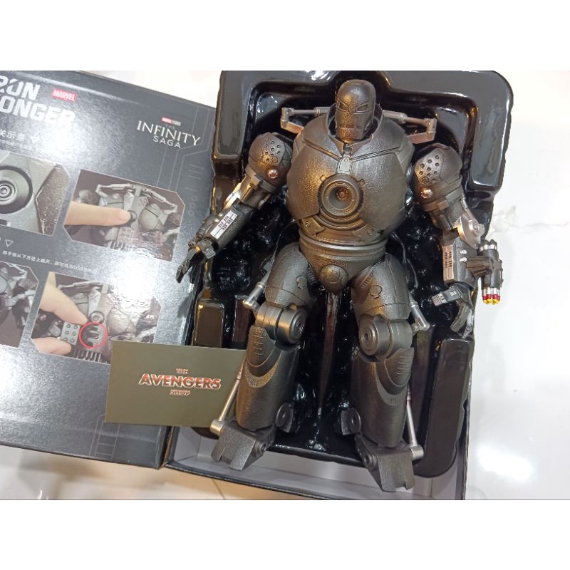 Mô hình ZD Toys Iron Monger có LED hàng có sẵn