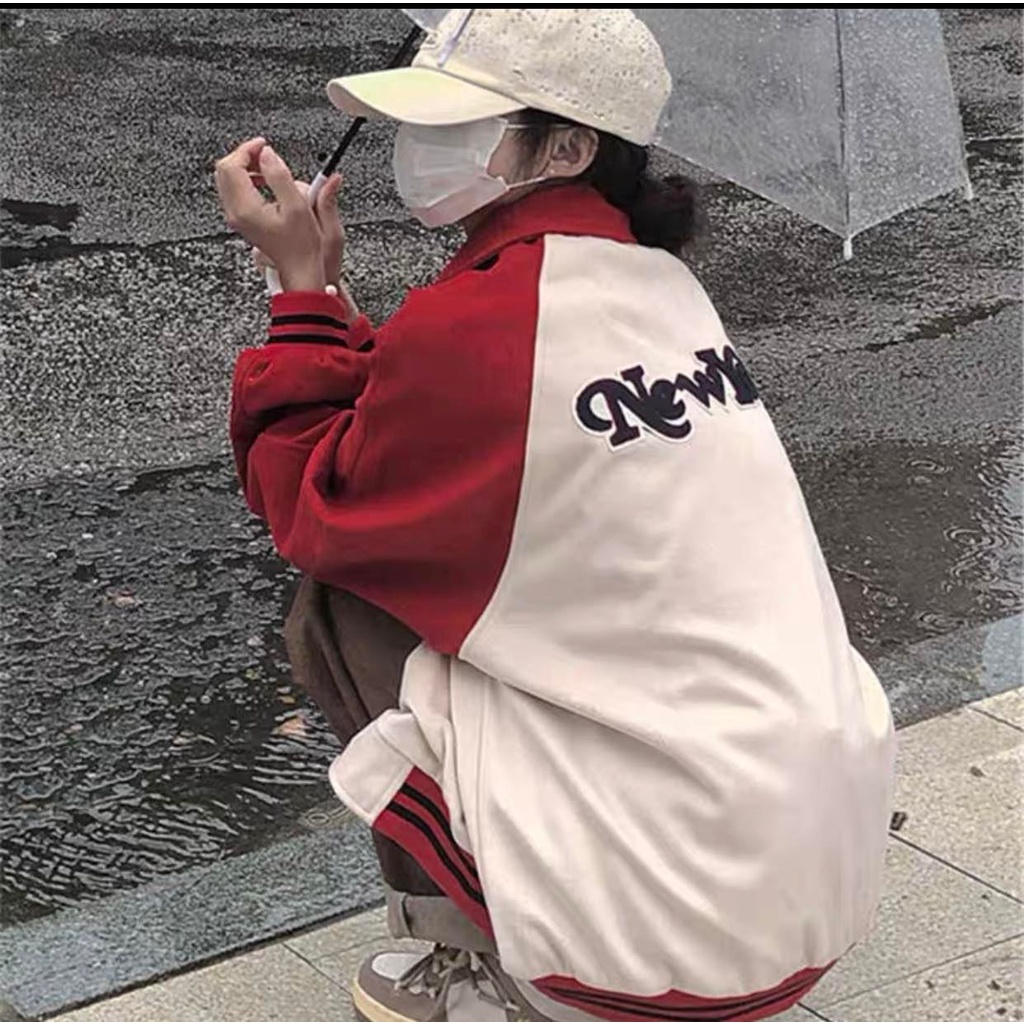Áo Bomber cúc bấm NEWYORK cổ bẻ Nữ [FREE SHIP]  Khoác raplang trắng phối tay đỏ dáng rộng chất nỉ ngoại dày mịn