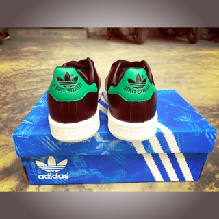 Giày thể thao stan smith độc lạ hiếm
