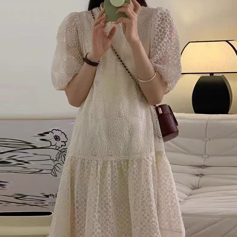 Váy ren hoa sang trọng cho nữ phong cách Hàn Quốc