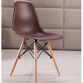 Ghế Ăn Eames, Ghế Cafe giá rẻ, Đệm Nhưa Chân gỗ DELIHOME