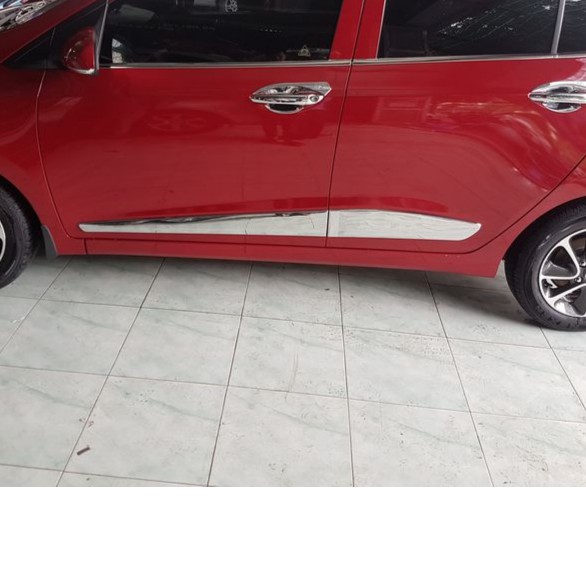 Nẹp ốp sườn xe Hyundai I10 bản Hatbach