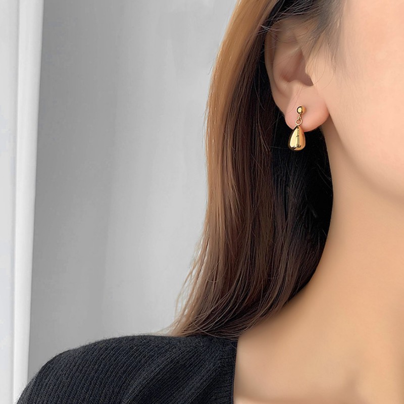 Bông Tai Tòn Ten Giọt Nước Titan Ko Đen TT 3752