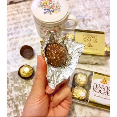 Sôcôla nhân hạt dẻ Ferrero Rocher 16 viên