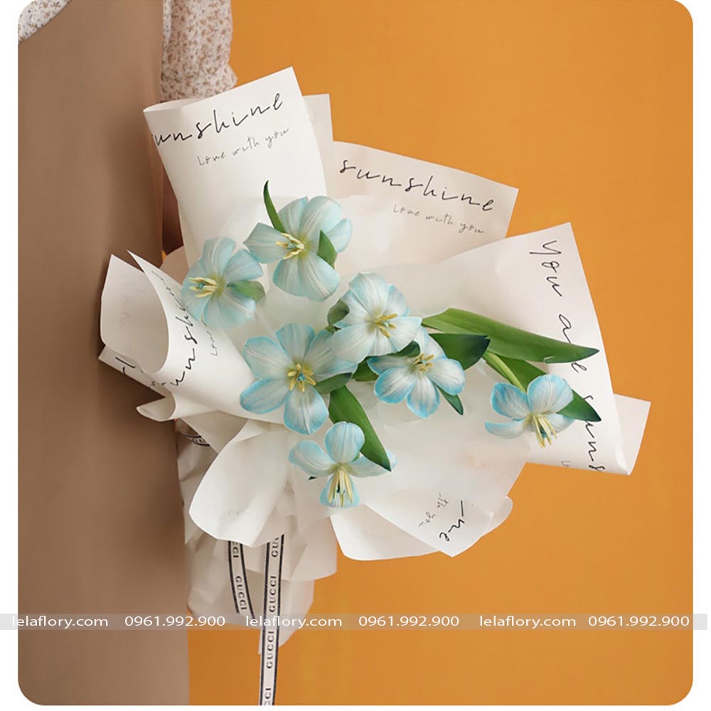 Giấy gói hoa trắng viền chữ có thấm nước (1 xấp 20 tờ kt 45*30cm) - GIA0072