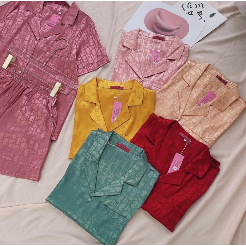  [KÈM VIDEO] Đồ Ngủ 💚 Đồ Bộ Pijama Lụa Gấm Quần Lửng Chất Liệu Gấm Tơ Mát Lịm | BigBuy360 - bigbuy360.vn