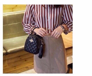 Túi đeo chéo nữ mini con ong