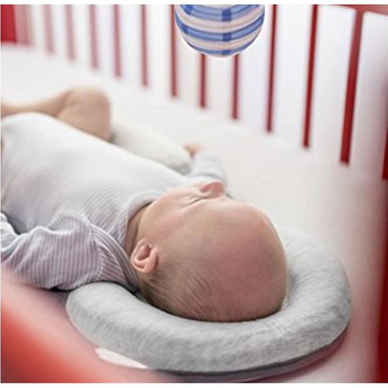 Gối ngủ đúng tư thế cho trẻ sơ sinh