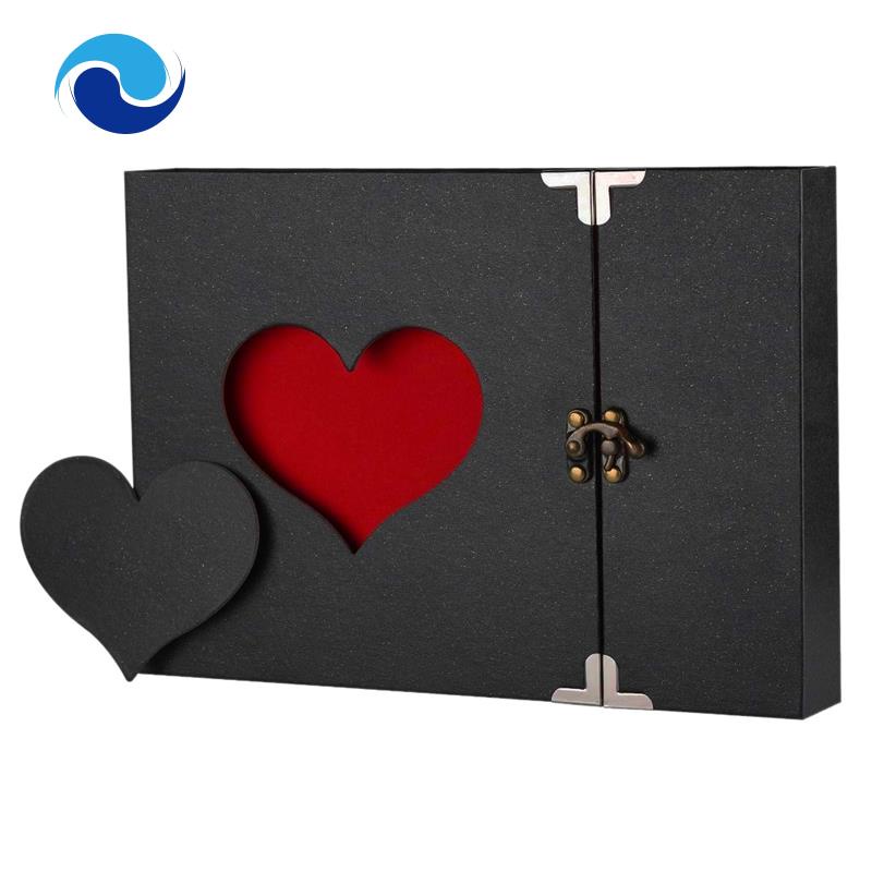 Cuốn album ảnh polaroid bằng giấy làm quà tặng sinh nhật DIY