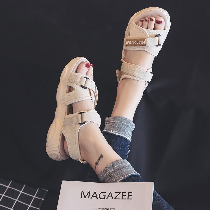 Sandals nữ kiểu dáng cổ tích mùa hè 2021 tân sinh viên phiên bản hàn quốc giày đế bệt xuồng ins triều lưới màu