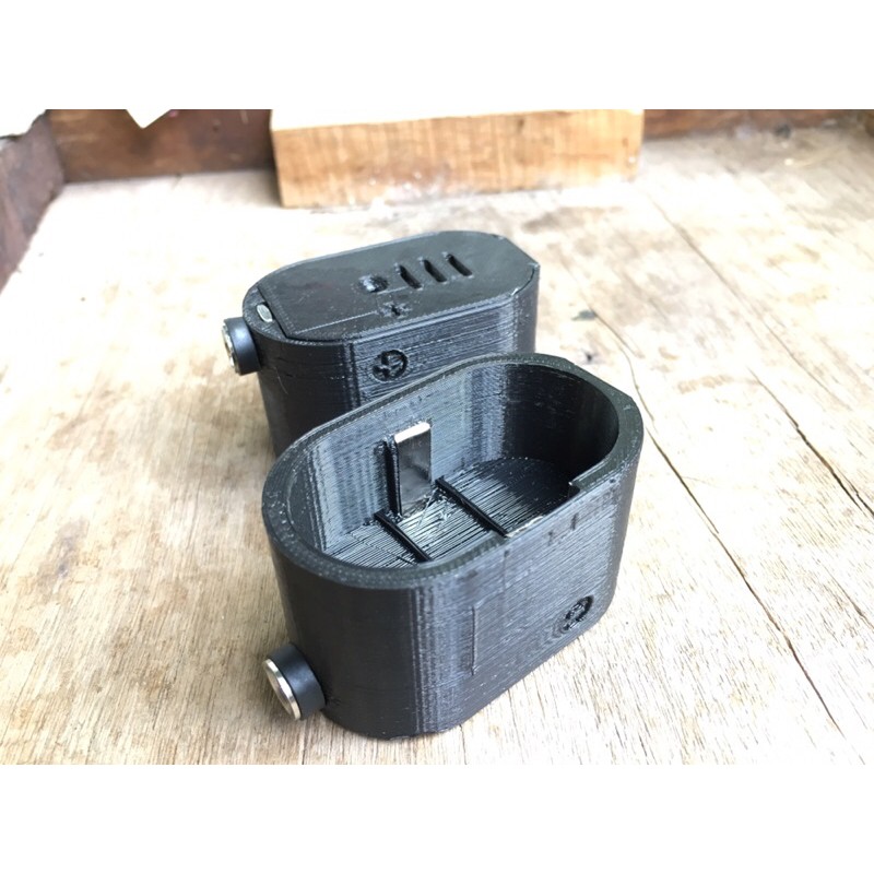 Chụp pin Makita 3D