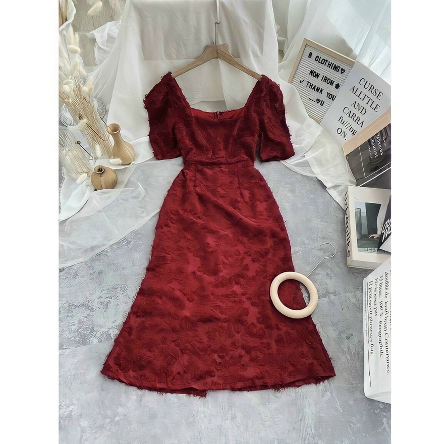 Đầm đi tiệc body lông vũ dài cổ vuông ôm eo sang trọng