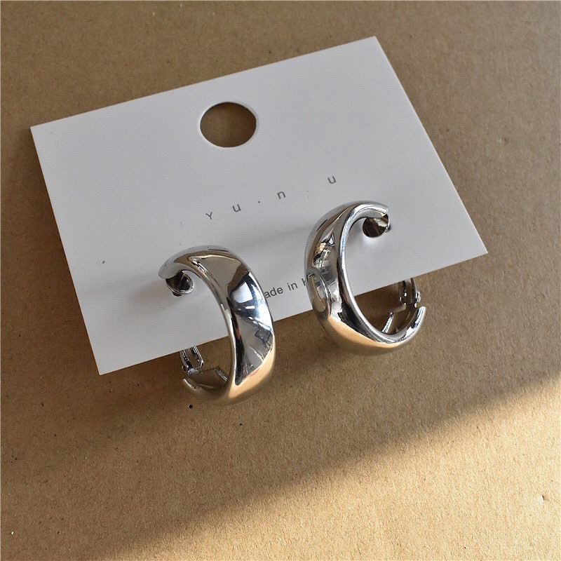 Khuyên Tai Nữ Tròn Bản Dày Cực Cá Tính Kt68