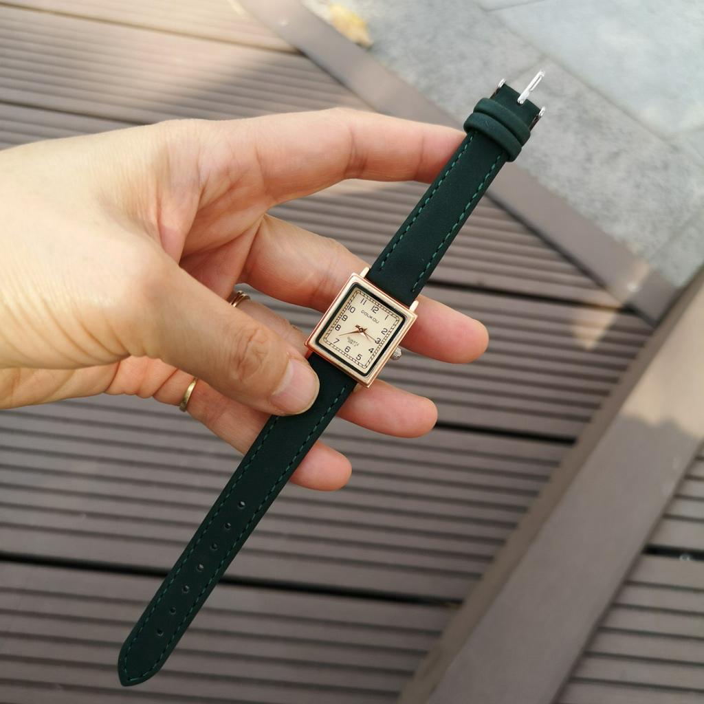 [Rẻ vô địch]  Đồng Hồ nữ Doukou mặt vuông bản nhỏ dây da lì retro mặt số Ảnh thật | BigBuy360 - bigbuy360.vn