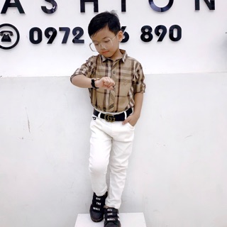 Áo sơ mi bé trai cực xịn sò về rồi đây ạ! Siêu phẩm chanh xả nhà em đây!! Dòng đại 20-45 cân e có size vừa cho con nha !