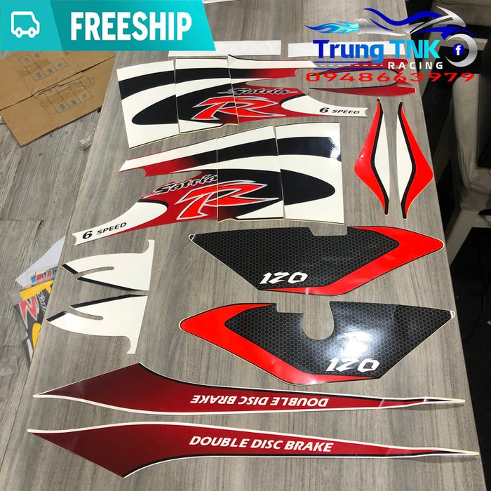 Tem satria 2000 đỏ trắng đen.