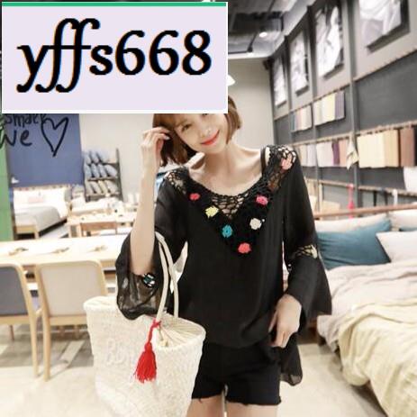 Áo kiểu nữ cổ chữ V khoét sâu gợi cảm | BigBuy360 - bigbuy360.vn
