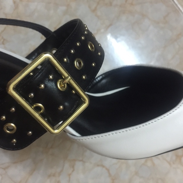 Giày C&K Xuất Xịn Có Quai Trắng Size 35 Đến 39 ( Có Sẵn ) | BigBuy360 - bigbuy360.vn