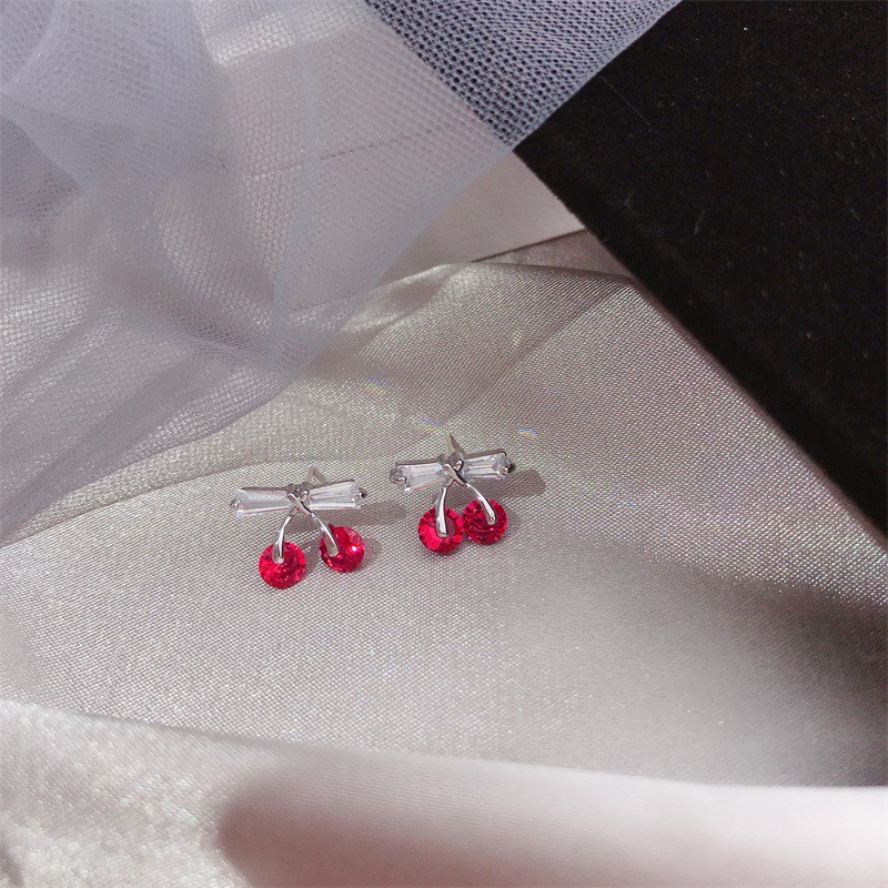 Khuyên Tai Hình Quả Cherry Đỏ Đính Đá Zircon Kiểu Hàn Quốc