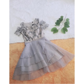 Đầm ren thiết kế