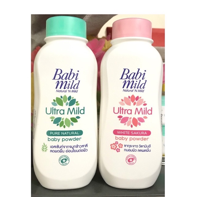 Phấn Rôm Hương Tự Nhiên và Anh Đào BABI MILD Baby Powder 180g