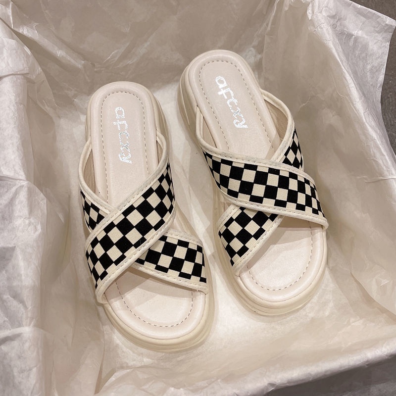 Dép Sandal Đế Mềm Siêu Nhẹ Thời Trang Mùa Hè Dành Cho Nữ 2022