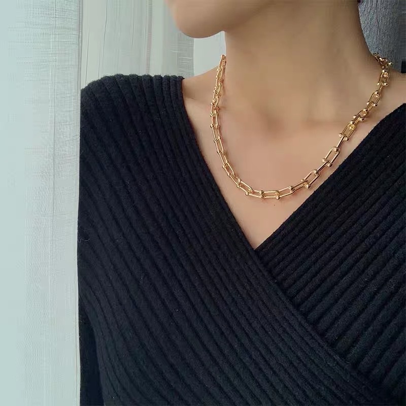 Vòng cổ Bằng Thép Không Gỉ Kiểu Dáng Chữ U Phong Cách Thời Trang Mới