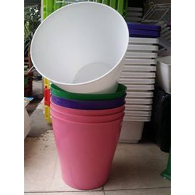combo 10 chậu nhựa tròn td200 trắng + 30 chậu tròn td 145