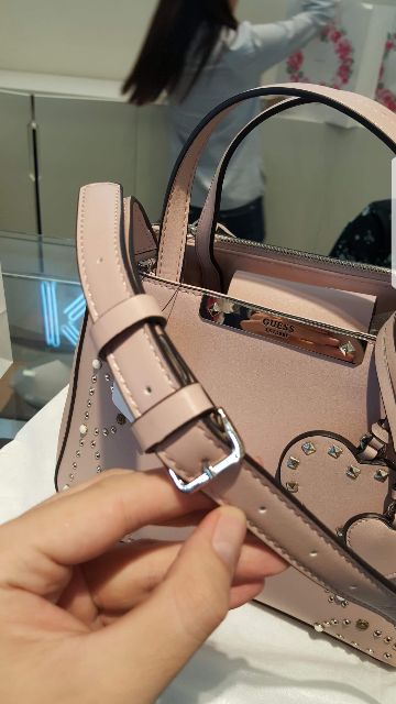 Sale túi xách guess (chính hãng)