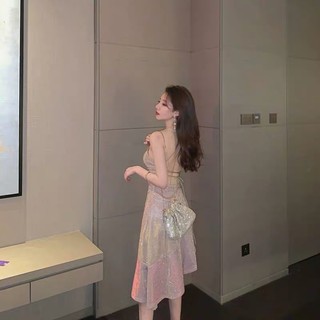 váy nhũ 2 dây hở lưng
