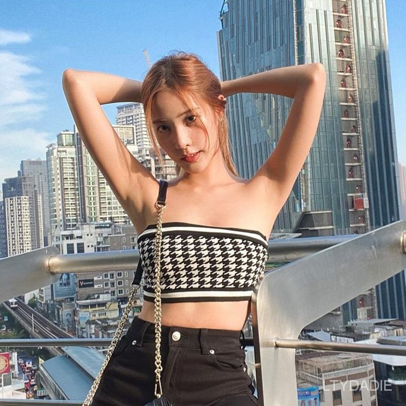 Thời Trang Áo Croptop Trễ Vai In Họa Tiết Ca Rô Xinh Xắn Dành Cho Nữ | BigBuy360 - bigbuy360.vn